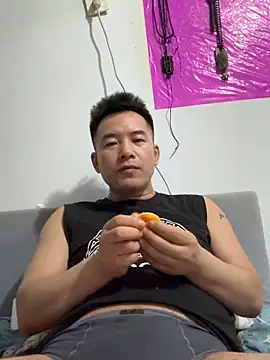Snapshot of zxb757369 chatting on September 11, 6:19 pm zxb757369 online show from September 11, 6:19 pm