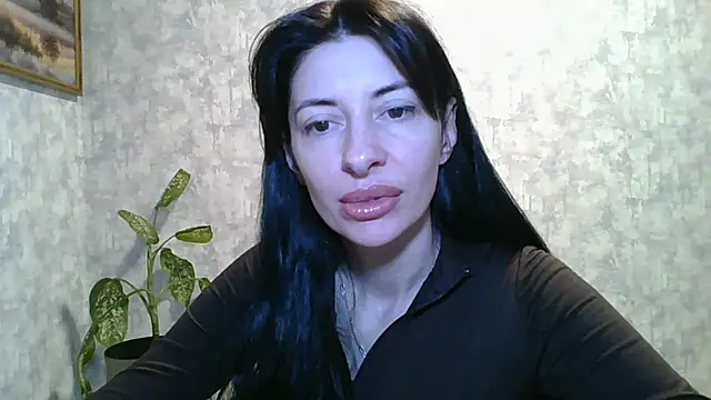 LissaBlossom online show from May 1, 5:45 am
