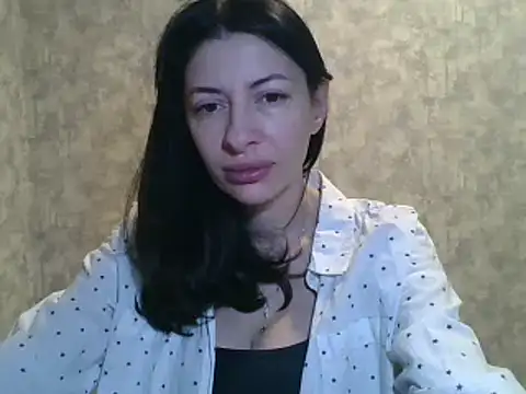 Snapshot of LissaBlossom chatting on March 18, 3:23 am LissaBlossom online show from March 18, 3:23 am