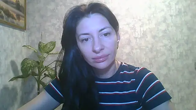 Snapshot of LissaBlossom chatting on December 23, 5:40 am LissaBlossom online show from December 23, 5:40 am