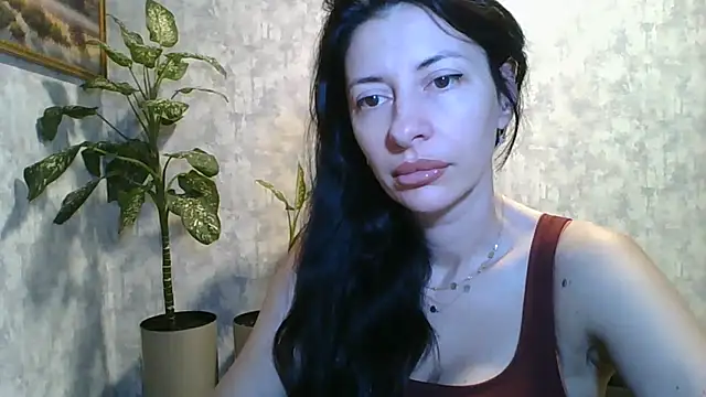 Snapshot of LissaBlossom chatting on June 28, 3:24 am LissaBlossom online show from June 28, 3:24 am