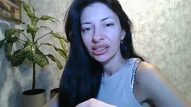 Snapshot of LissaBlossom chatting on July 11, 3:07 am LissaBlossom online show from July 11, 3:07 am