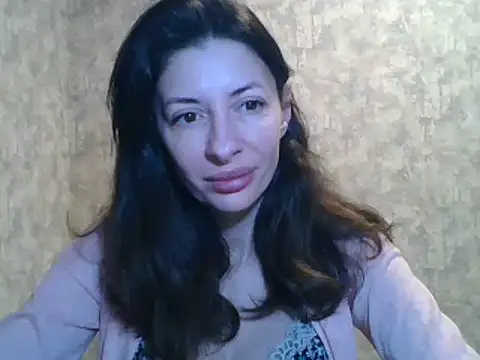 Snapshot of LissaBlossom chatting on March 8, 3:28 am LissaBlossom online show from March 8, 3:28 am