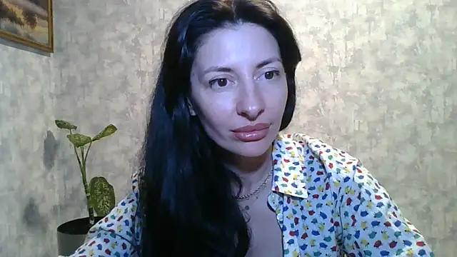 LissaBlossom online show from June 1, 2:50 pm