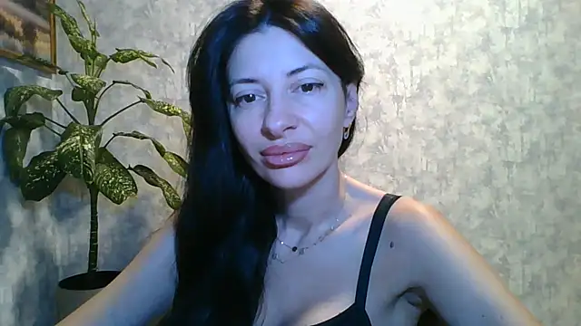 Snapshot of LissaBlossom chatting on July 9, 4:24 am LissaBlossom online show from July 9, 4:24 am