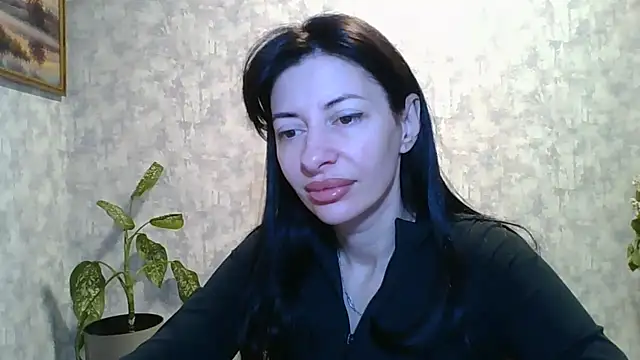 LissaBlossom online show from May 2, 5:01 am