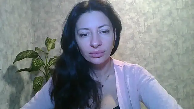 Snapshot of LissaBlossom chatting on September 19, 3:21 am LissaBlossom online show from September 19, 3:21 am