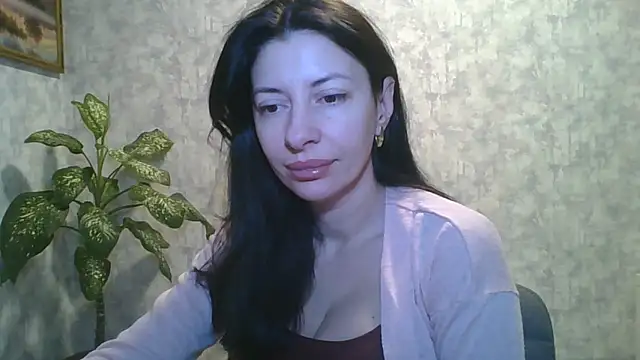 Snapshot of LissaBlossom chatting on February 5, 3:57 am LissaBlossom online show from February 5, 3:57 am
