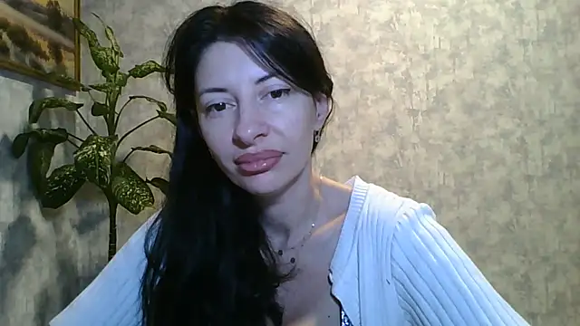 Snapshot of LissaBlossom chatting on July 4, 5:14 am LissaBlossom online show from July 4, 5:14 am