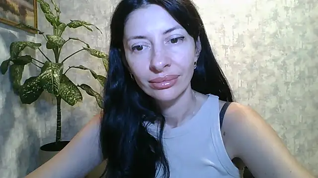 Snapshot of LissaBlossom chatting on July 10, 3:50 am LissaBlossom online show from July 10, 3:50 am