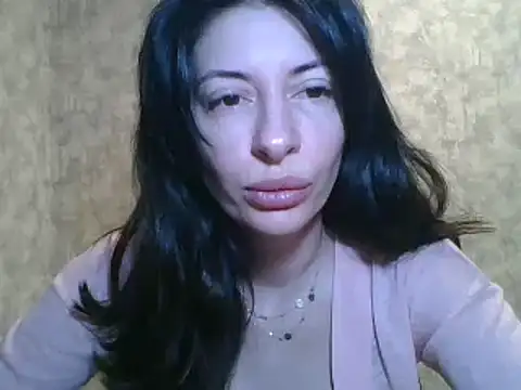 Snapshot of LissaBlossom chatting on March 22, 4:35 am LissaBlossom online show from March 22, 4:35 am
