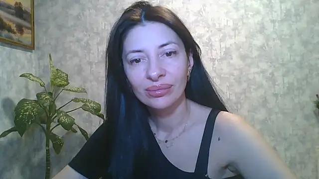 Snapshot of LissaBlossom chatting on January 10, 5:14 am LissaBlossom online show from January 10, 5:14 am