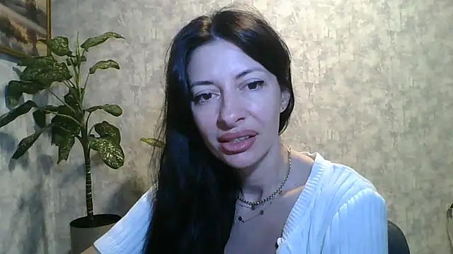 Snapshot of LissaBlossom chatting on June 6, 3:12 am LissaBlossom online show from June 6, 3:12 am
