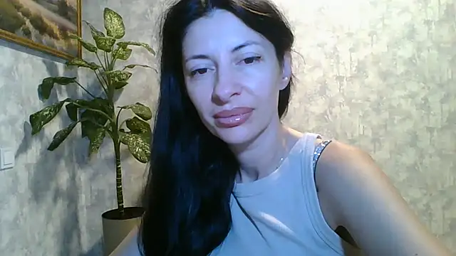 Snapshot of LissaBlossom chatting on June 25, 2:53 am LissaBlossom online show from June 25, 2:53 am