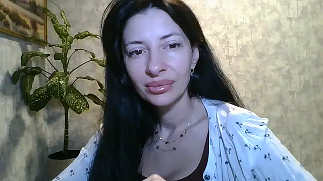Snapshot of LissaBlossom chatting on July 6, 3:13 am LissaBlossom online show from July 6, 3:13 am