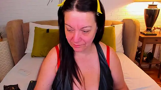 SarahGrays online show from October 2, 8:23 pm