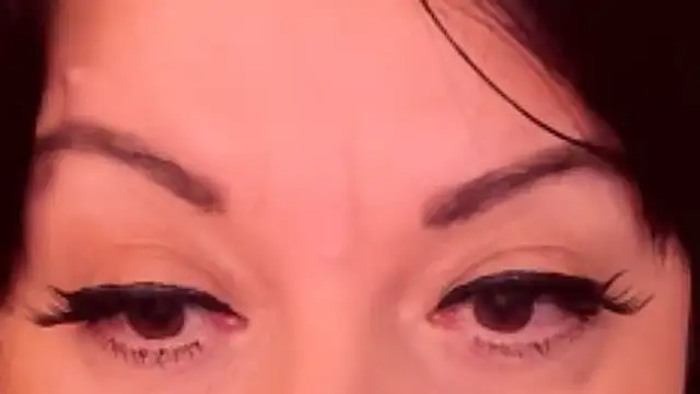 SarahGrays online show from March 15, 12:06 am