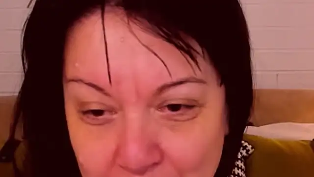 SarahGrays online show from March 20, 4:13 am