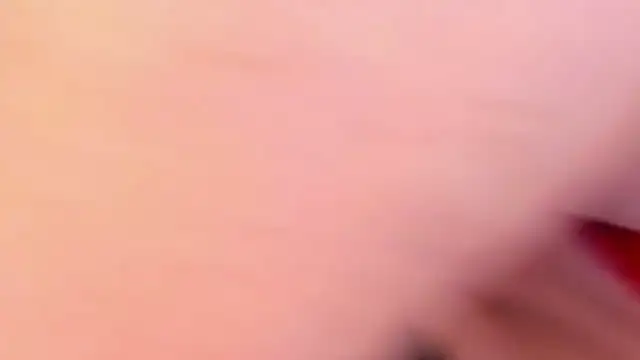 SarahGrays online show from November 17, 5:28 pm