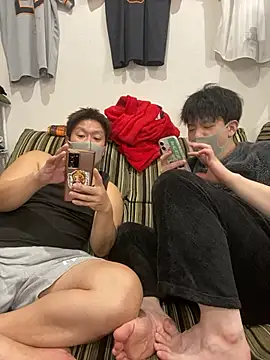 K0718 online show from March 28, 3:13 pm