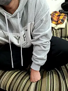 K0718 online show from February 20, 6:19 am