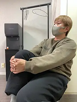 K0718 online show from February 23, 6:36 am