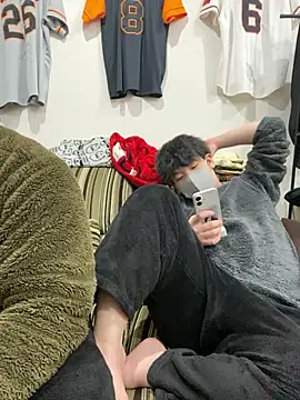 K0718 online show from February 25, 10:37 am