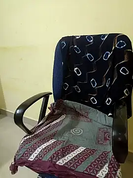 Snapshot of sriyazhini chatting on January 25, 6:01 am sriyazhini online show from January 25, 6:01 am