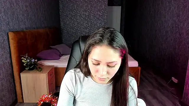 Snapshot of Bellalovesss chatting on January 14, 2:43 pm Bellalovesss online show from January 14, 2:43 pm