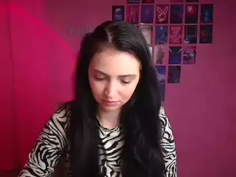 Amalia amor online show from December 5, 6:45 am