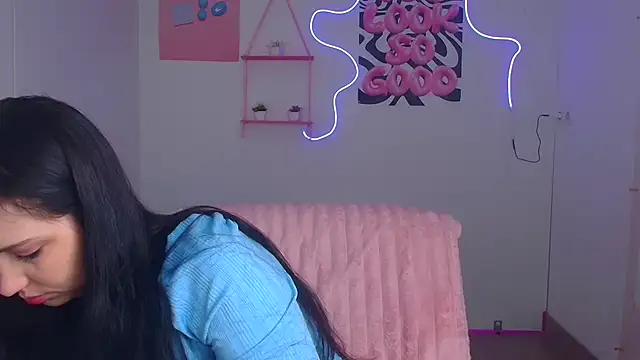 Amalia amor online show from April 11, 5:37 am