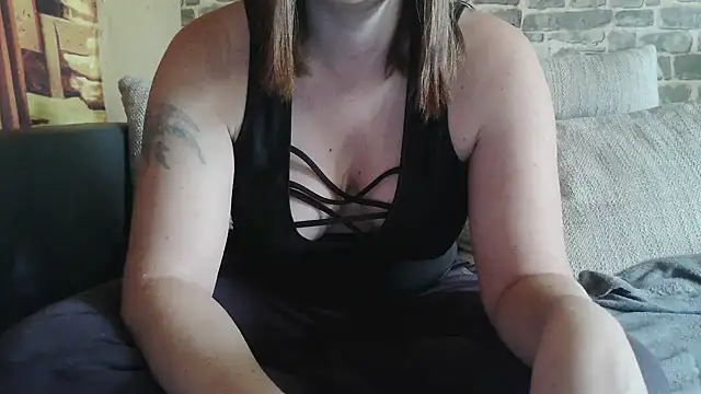 YviEngel87 online show from October 16, 11:51 am