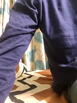 TOPMOON001 online show from February 10, 6:40 pm