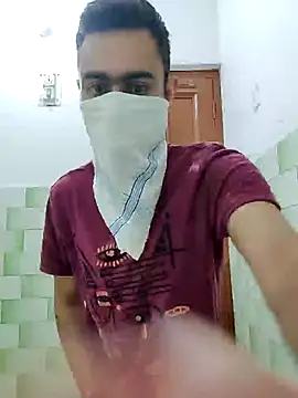 Snapshot of TOPMOON001 chatting on March 3, 7:49 pm TOPMOON001 online show from March 3, 7:49 pm