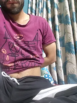 TOPMOON001 online show from April 8, 8:21 pm