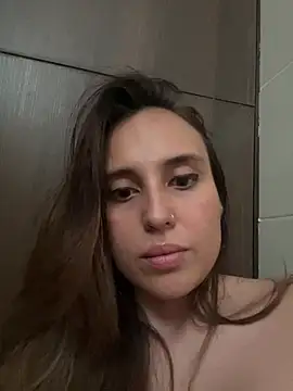Snapshot of VictoriaBaker- chatting on July 2, 7:53 pm VictoriaBaker- online show from July 2, 7:53 pm