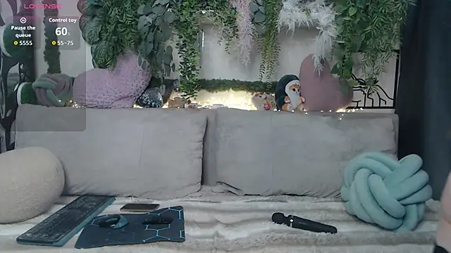 scyrim2 online show from March 4, 10:01 am