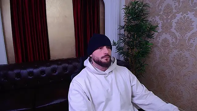 AdamJamesonn online show from January 11, 6:42 am