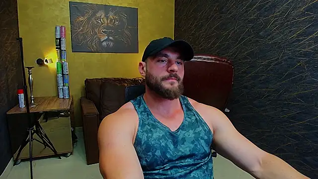 AdamJamesonn online show from June 1, 4:45 am