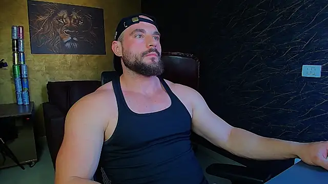 AdamJamesonn online show from June 3, 5:52 am