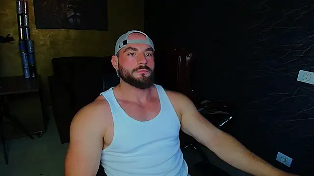 AdamJamesonn online show from May 26, 5:05 am