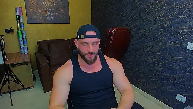 AdamJamesonn online show from May 28, 4:53 am