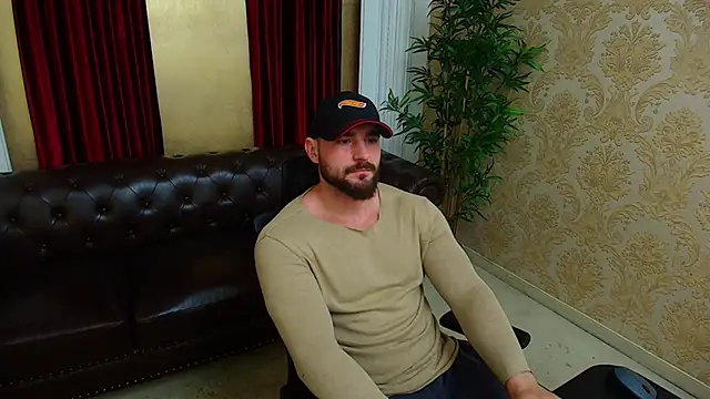 Snapshot of AdamJamesonn chatting on December 1, 5:52 am AdamJamesonn online show from December 1, 5:52 am