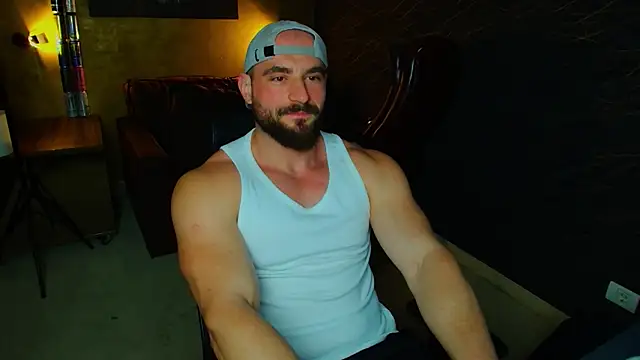 AdamJamesonn online show from May 5, 6:38 am
