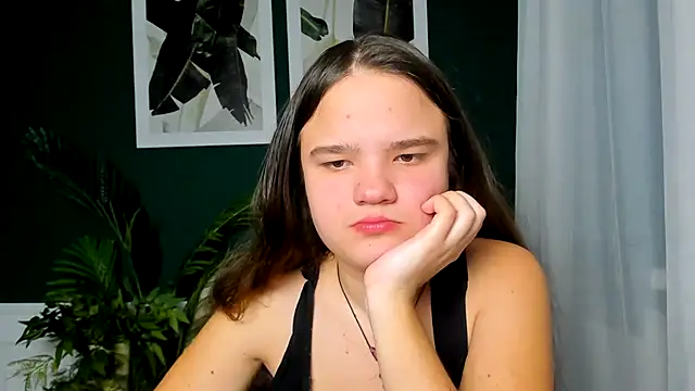 Snapshot of AdeleCruz chatting on February 20, 1:02 pm AdeleCruz online show from February 20, 1:02 pm