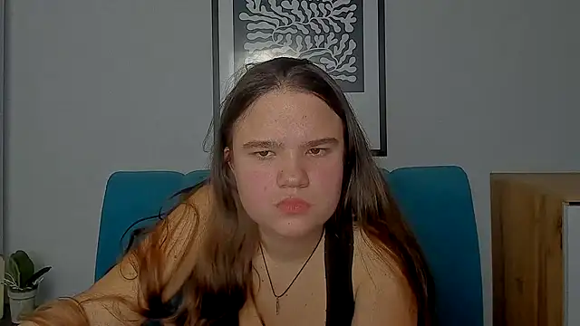 Snapshot of AdeleCruz chatting on February 18, 8:11 am AdeleCruz online show from February 18, 8:11 am