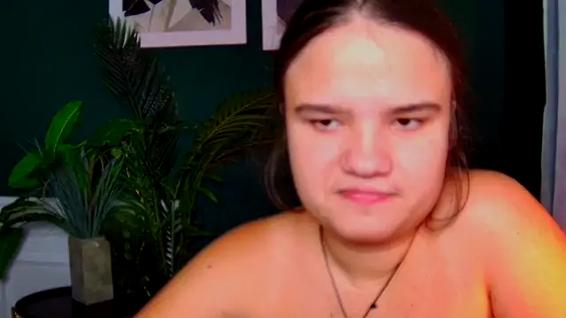 AdeleCruz online show from November 12, 1:15 pm