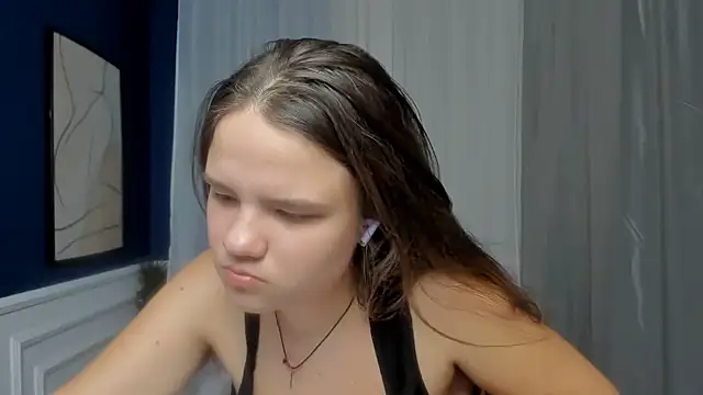 AdeleCruz online show from March 20, 1:12 pm