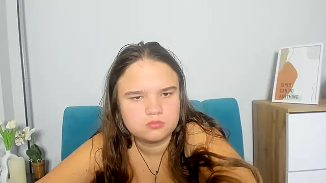 AdeleCruz online show from October 21, 7:08 am