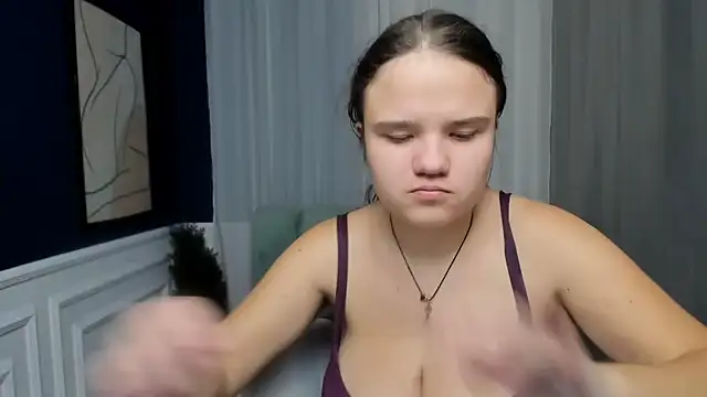 Snapshot of AdeleCruz chatting on January 14, 1:04 pm AdeleCruz online show from January 14, 1:04 pm